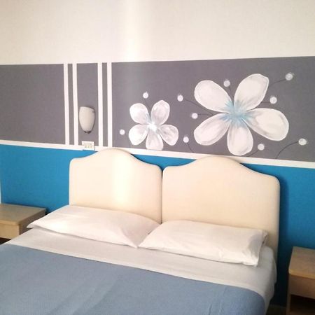 Hotel Serafini Rimini Exterior photo