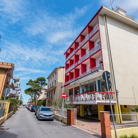 Hotel Serafini Rimini Exterior photo