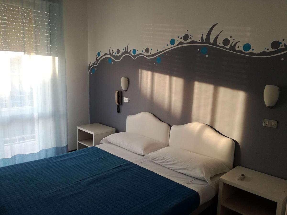 Hotel Serafini Rimini Exterior photo