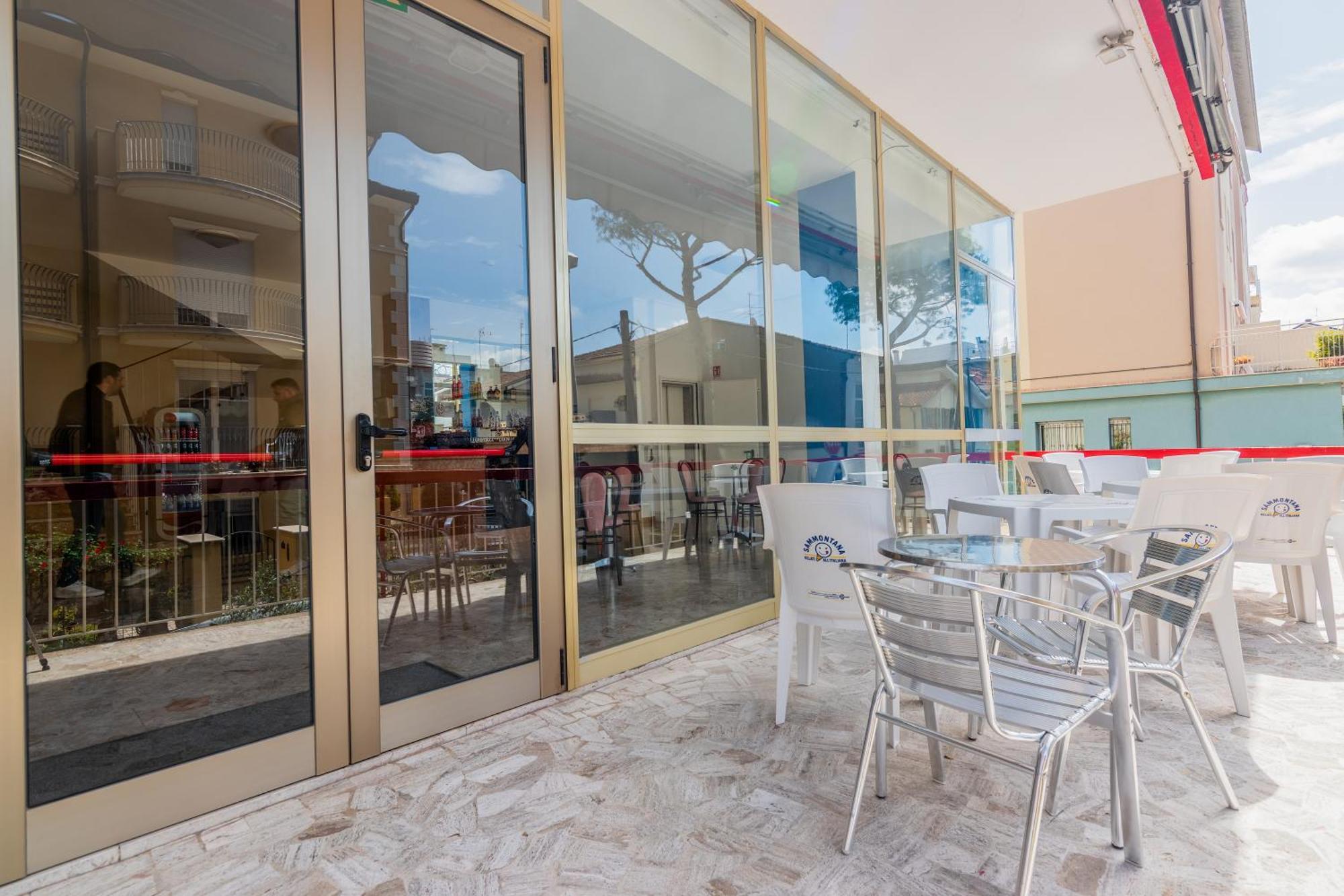 Hotel Serafini Rimini Exterior photo