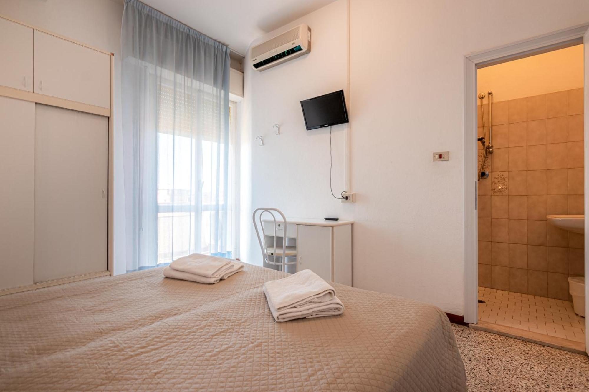Hotel Serafini Rimini Exterior photo